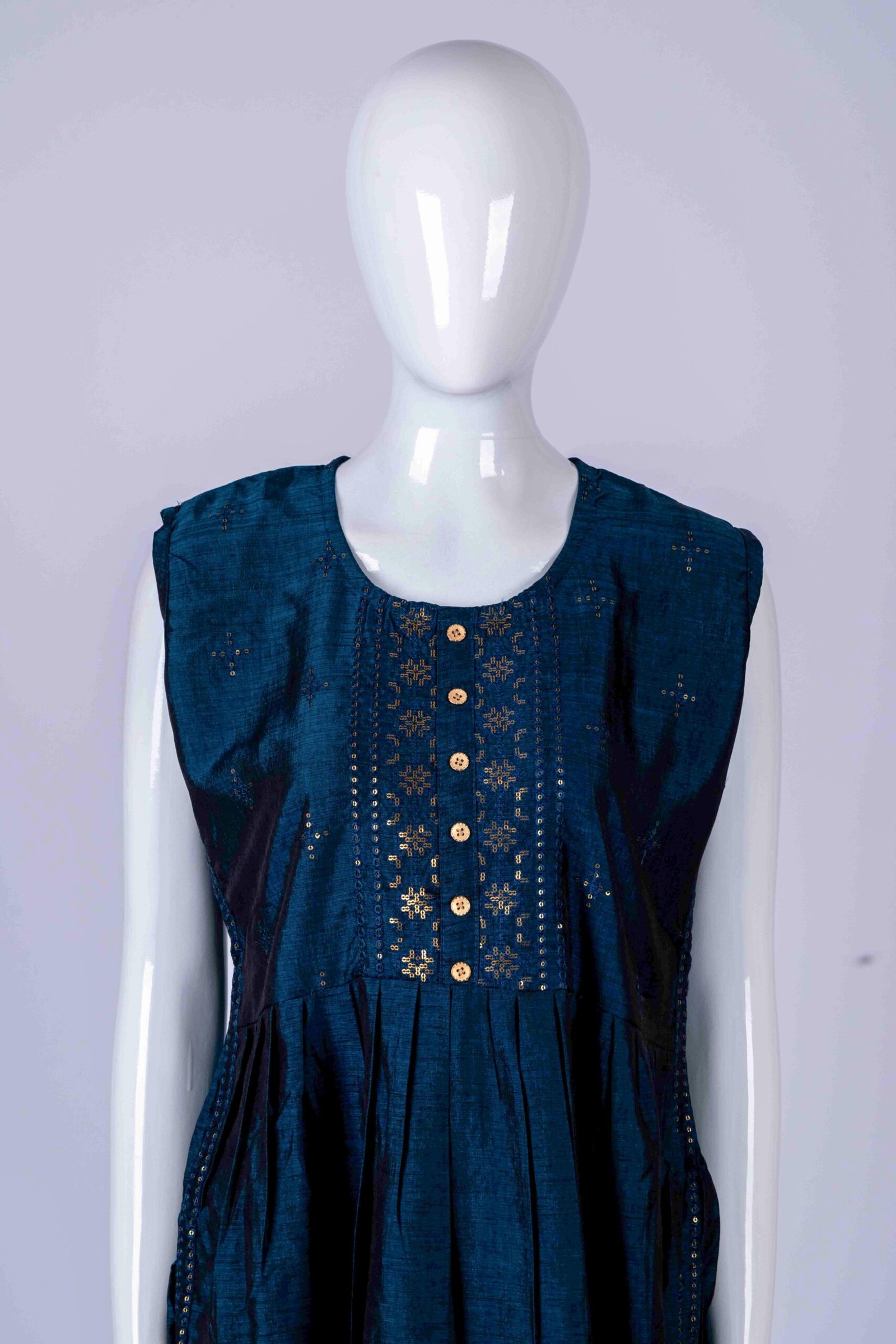 Women's Blue solid kurta top with chamki embroidery