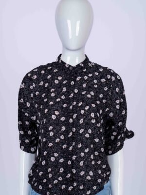 Women Black floral top