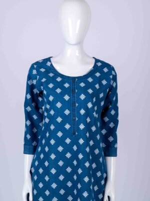 Women's Blue Geometrical printed kurta top