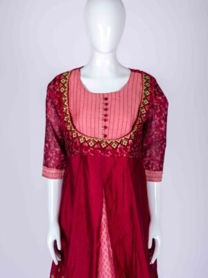 Women's Pink floral printed kurta top