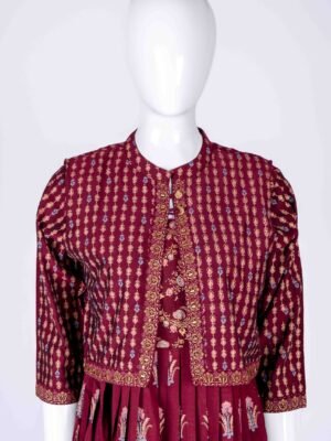 Women's Maroon ethnic printed kurta top with an overcoat