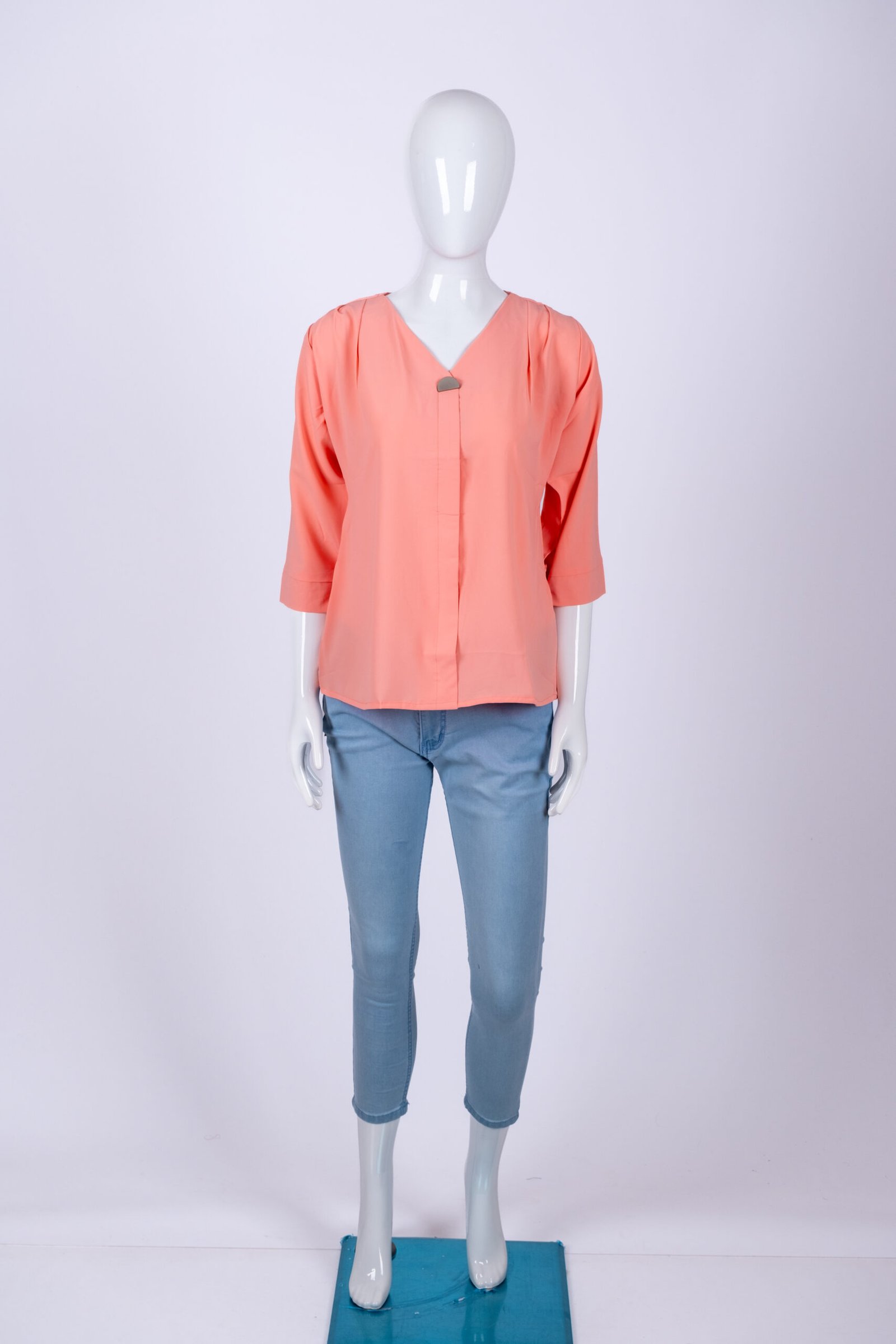 Women's Peach solid top