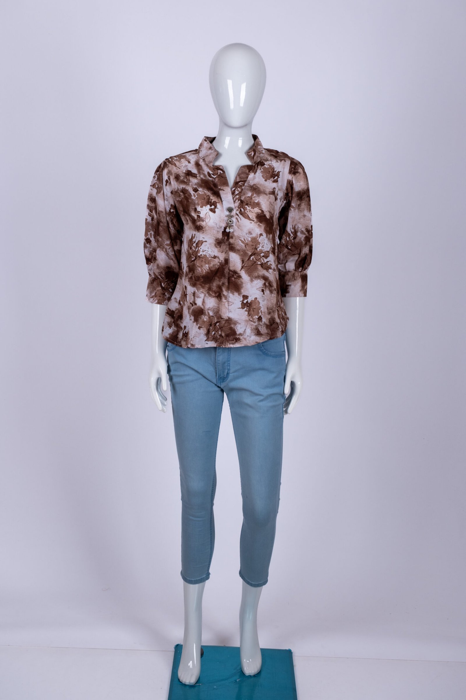 Women's Brown floral patterned top