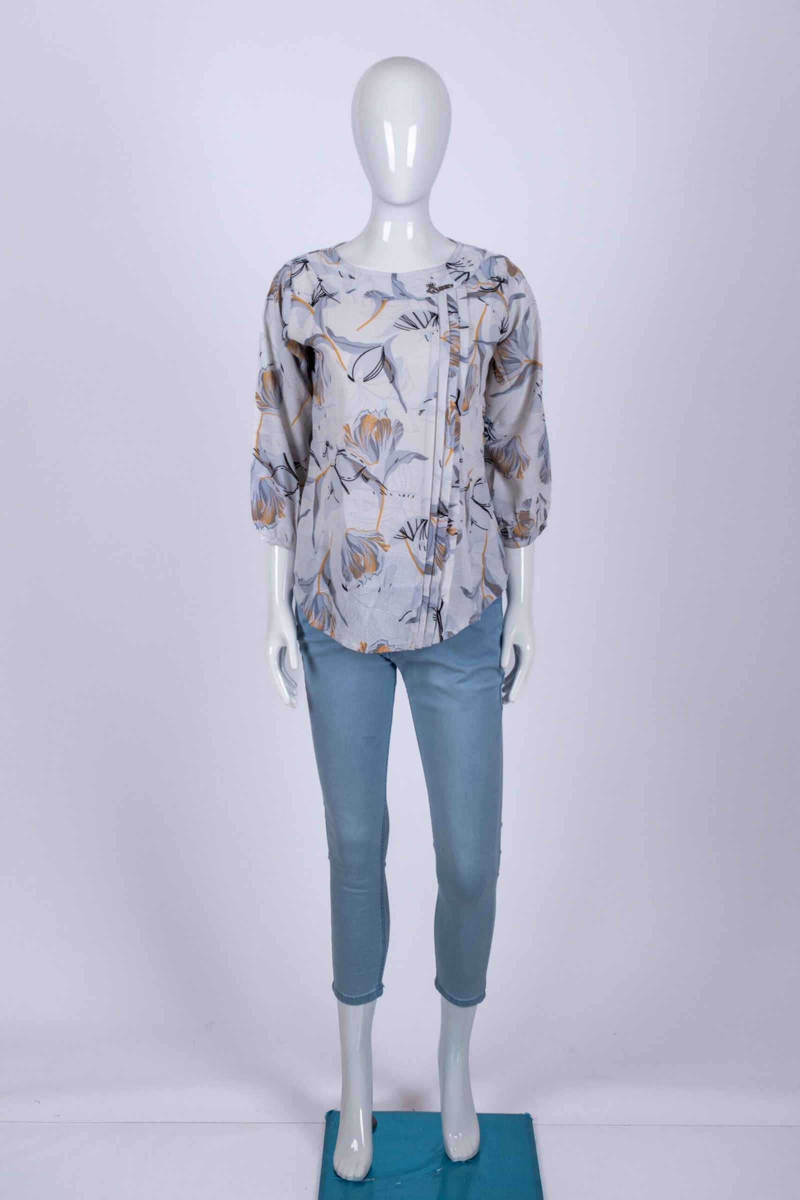 Women's Grey floral print top