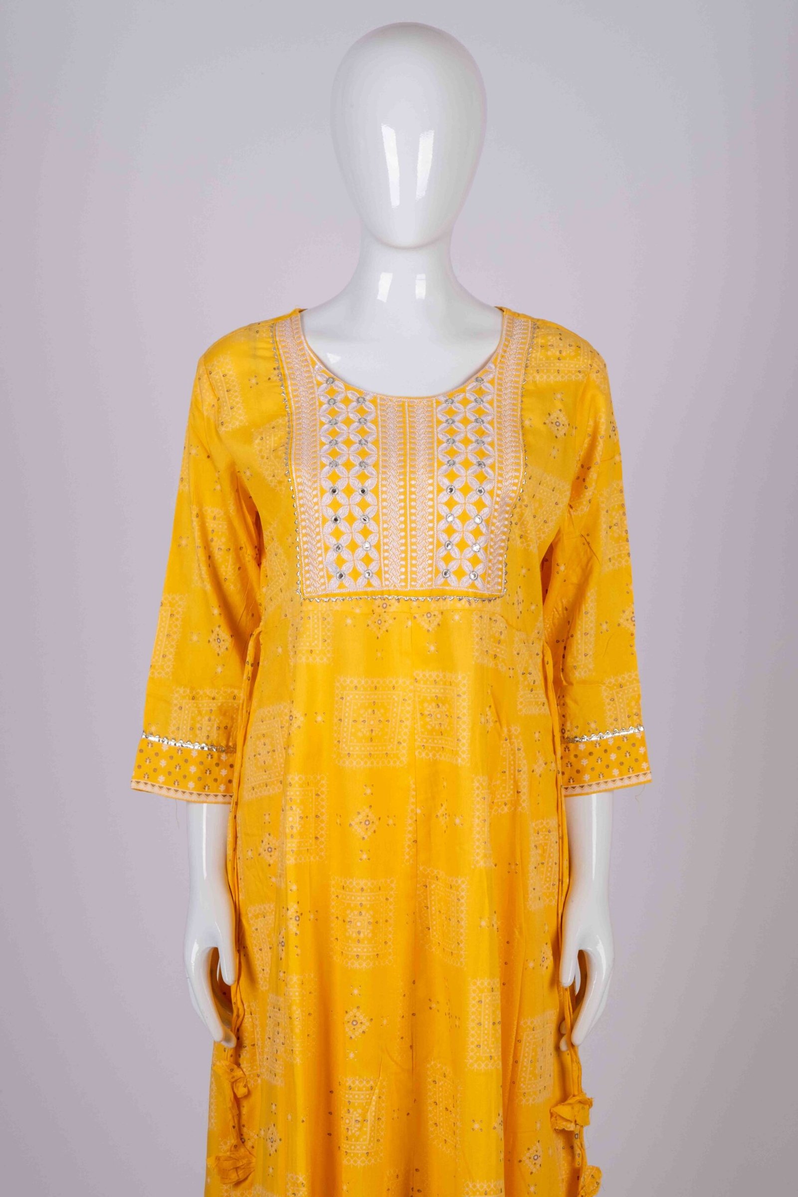 Women's Yellow floral printed kurta set