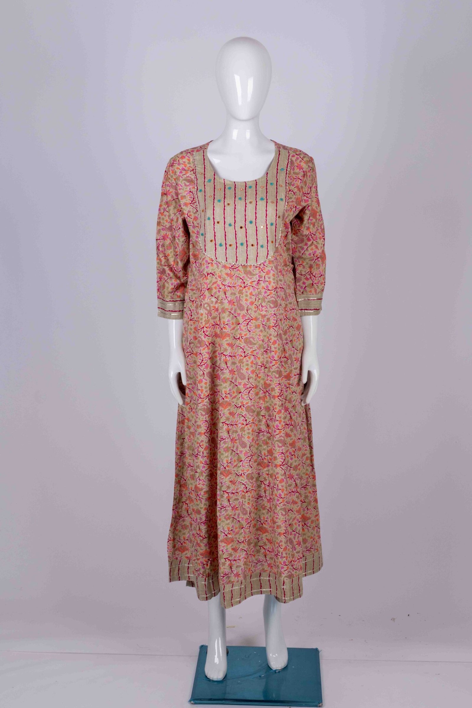 Women's Beige floral printed kurta set