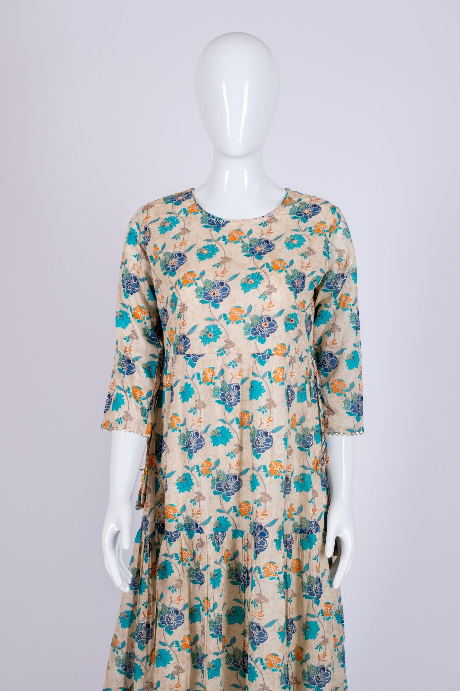 Women's Off-White floral printed kurta top