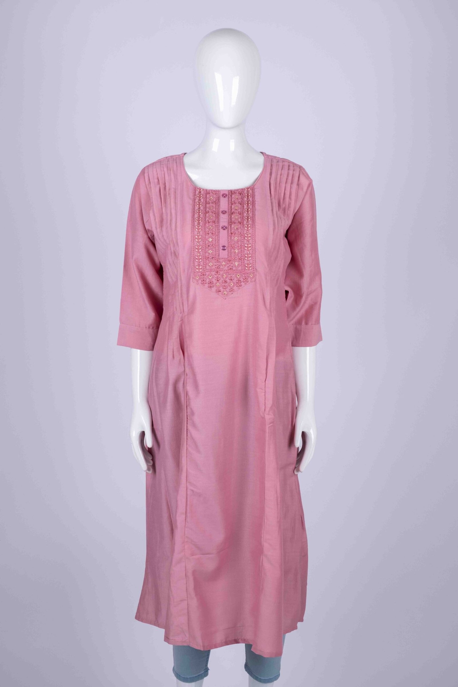 Women's Pink solid kurta with floral embroidery