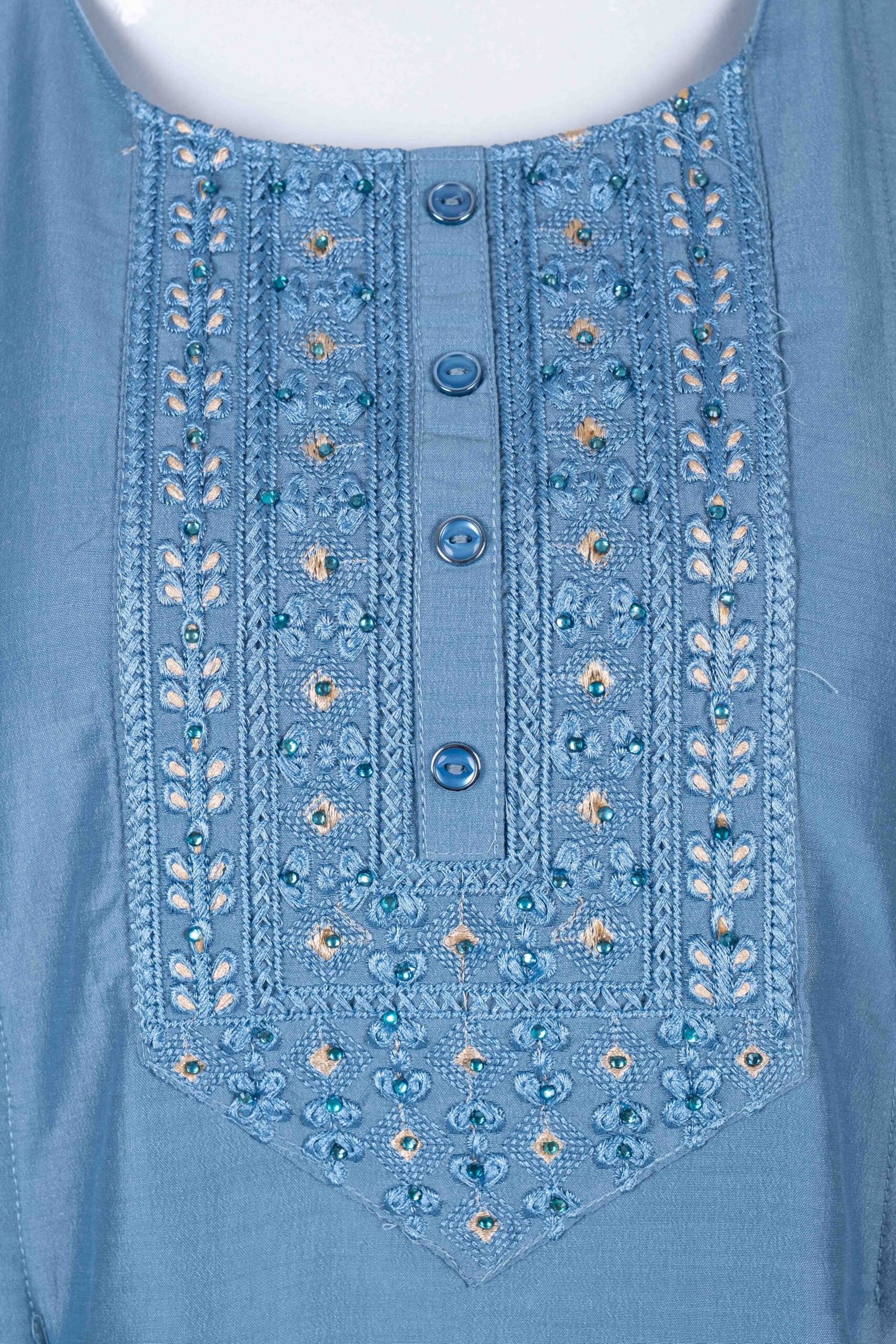 Women's Light Blue solid kurta with floral embroidery