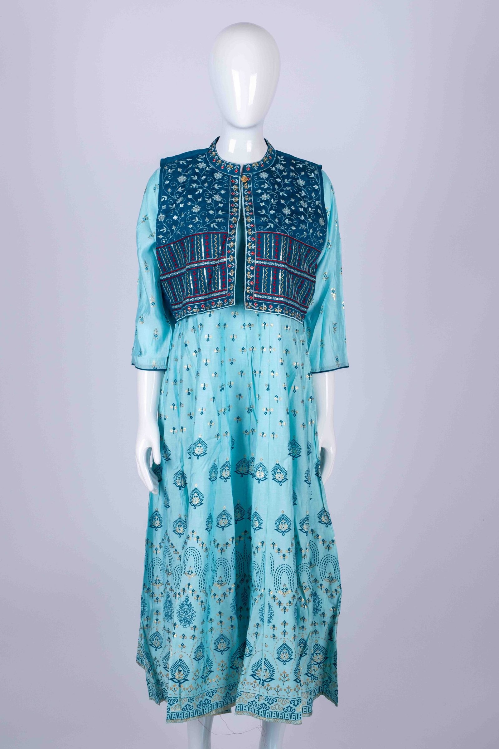 Women's Blue ethnic printed kurta top with an embroidered overcoat