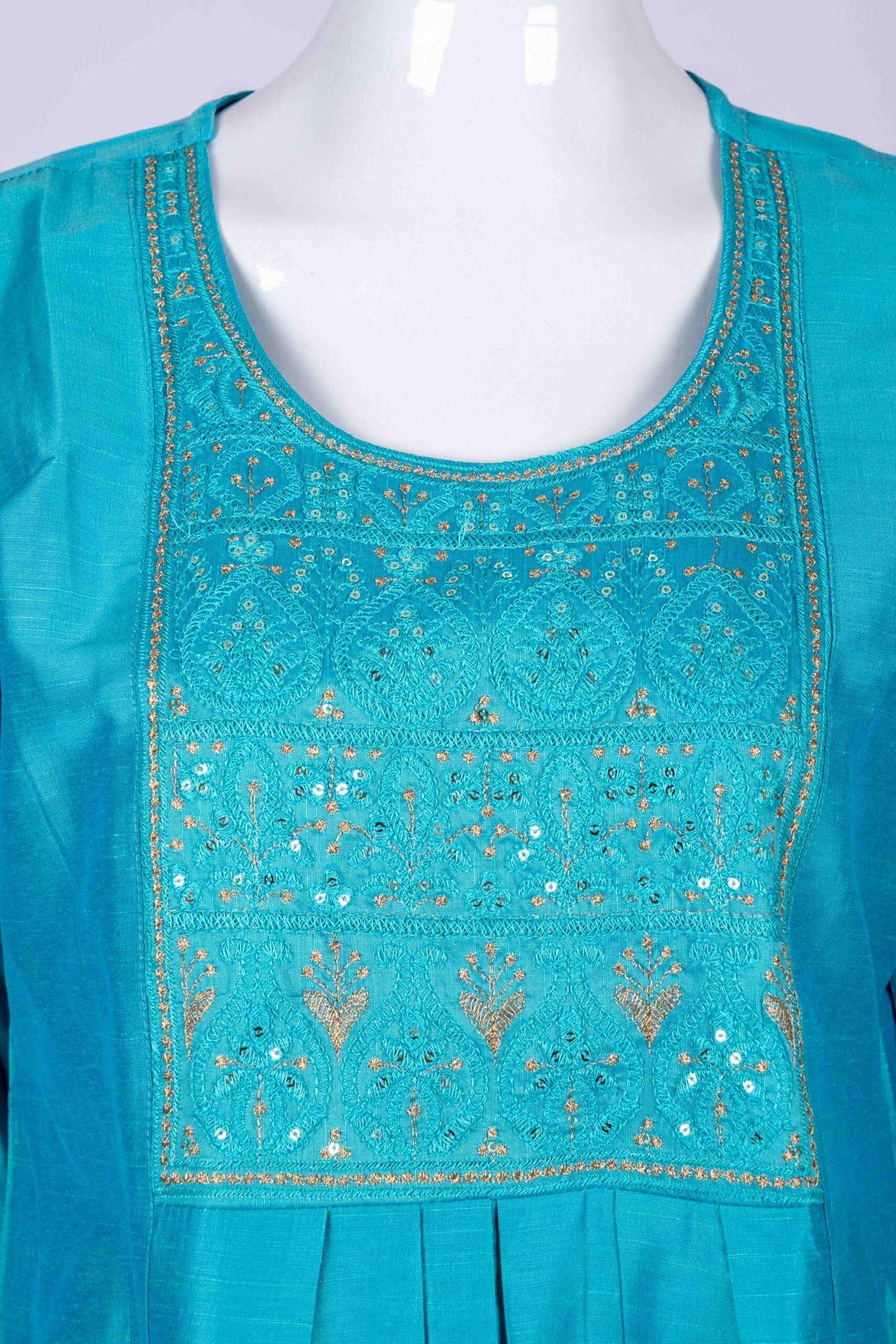 Women's Blue solid kurta top with chamki embroidery